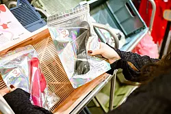 Bei (D&eacute;)boutonn&eacute;es gibt es 20 bis 30 Prozent Rabatt auf gebrauchtes Sexspielzeug. - &copy; Marius Bulling/dpa