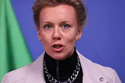 Von der Kunst leben statt Taxi fahren - Nordrhein-Westfalens Kulturministerin Ina Brandes will faire Honorare f&uuml;r K&uuml;nstler. (Archivbild) - &copy; David Young/dpa