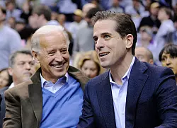 US-Pr&auml;sident Joe Biden (l) begleiten seit vielen Jahren Negativ-Schlagzeilen zu seinem Sohn Hunter (Archivbild). - &copy; Nick Wass/AP/dpa