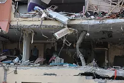 Das zerst&ouml;rte Haus von Chalil Bahitini, der von Israel gezielt get&ouml;tet wurde. - &copy; Mohammed Talatene/dpa