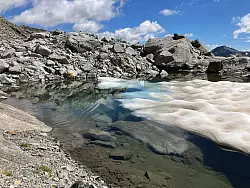 Das Gletschereis schmilzt - © Sabine Dobel/dpa