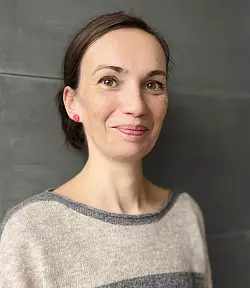 Dana Mundt arbeitet als Diplomsozialpädagogin bei der Onlineberatung der Bundeskonferenz für Erziehungsberatung (bke). - © M. Urban/Dana Mundt/dpa-tmn