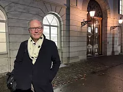 Habe nichts Verwerfliches getan: Anwalt Seith in Zürich vor dem Obergericht. - © Christiane Oelrich/dpa