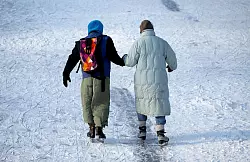 Dass wir frieren, hat mit verschiedenen Faktoren zu tun &ndash; darunter unserer Muskelmasse und unserem Nervensystem. - &copy; Sven Hoppe/dpa