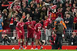 Liverpools Rekordneuzugang Alexander Isak erzielte die glückliche Führung für den FC Liverpool. - © Jon Super/AP/dpa