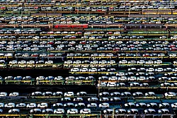 Die deutsche Wirtschaft schw&auml;chelt - die Exportaussichten haben sich eingetr&uuml;bt (Symbolbild). - &copy; Sina Schuldt/dpa