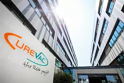 An Curevac wird ein dreistelliger Millionenbetrag flie&szlig;en. (Archivfoto) - &copy; Christoph Schmidt/dpa