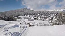 Das Dorf Seefeld in Tirol im Winter: Sein Wahrzeichen ist das Seekirchl. - &copy; Region Seefeld/dpa-tmn