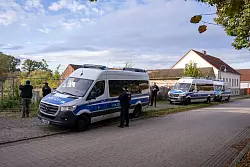 «Wir suchen nach Beweismitteln», sagte ein Polizeisprecher. - © Christophe Gateau/dpa