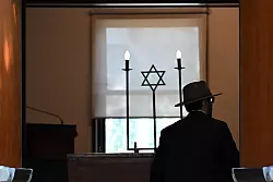 Kleytman wurde am Donnerstag auf einem j&uuml;dischen Friedhof beigesetzt. - &copy; Dean Lewins/AAP/dpa