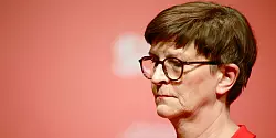 Esken hat in der SPD auch viele Gegner. (Archivbild) - © Matthias Bein/dpa