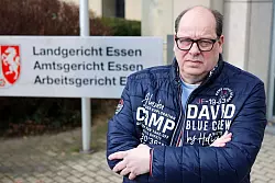 Wilfried Fesselmann klagt als Missbrauchsopfer auf sechsstelligen Schadenersatz - © Christoph Reichwein/dpa