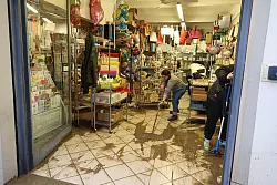 Der Meteorologe Bernardo Gozzini bezeichnete die Niederschläge als für die Jahreszeit ungewöhnlich. - © Giuseppe Cabras/IPA via ZUMA Press/dpa