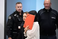 Auch eine Frau, die ehemalige Geliebte des Mitarbeiters, steht vor Gericht. - &copy; Sebastian Kahnert/dpa