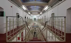 Die Stasi bespitzelte und drangsalierte jahrzehntelang Menschen in der DDR. (Archivbild) - © Hendrik Schmidt/dpa