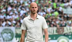 Wolfsburgs neuer Trainer Paul Simonis gilt als Pokal-Experte. - © Carmen Jaspersen/dpa