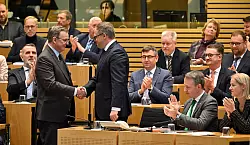 Hilfe von der Linken für die Ministerpräsidentenwahl in Thüringen. - © Martin Schutt/dpa