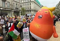 In London kamen Tausende zu einem Protest gegen den Staatsbesuch. - &copy; Patricia Bartos/dpa