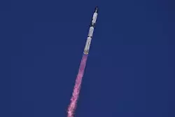 Die Rakete "Starship" von SpaceX absolviert ihre siebten Testflug. - © Eric Gay/AP/dpa