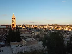 Kaiser Wilhelm II. lie&szlig; die Erl&ouml;serkirche Ende des 19. Jahrhunderts in der Altstadt von Jerusalem in unmittelbarer N&auml;he der Grabeskirche bauen, die im Jahr 335 nach Christus geweiht wurde. (Archivbild) - &copy; Stefanie J&auml;rkel/dpa