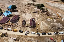 Naturkatastrophen gibt es in Indonesien häufig - aber das Ausmaß auf Sumatra ist erschreckend. - © Binsar Bakkara/AP/dpa