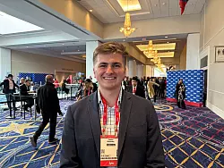 Keaton Butowsky aus Texas findet, dass die USA bei den Nato-Ausgaben unfair behandelt werden. - © Luzia Geier/dpa