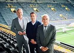 Hans-Joachim Watzke (l) und Reinhold Lunow (r) wollen gerne im November zum BVB-Pr&auml;sidenten gew&auml;hlt werden. - &copy; Bernd Thissen/dpa