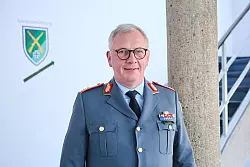 Andreas Henne - designierter Kommandeur Heimatschutzdivision - © Annette Riedl/dpa