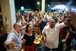 Gegner Bolsonaros feiern das Urteil. - &copy; Luis Nova/AP/dpa