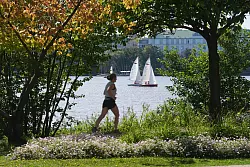 Auch sportliche Aktivit&auml;ten sind wichtig. (Symbolbild) - &copy; Marcus Brandt/dpa