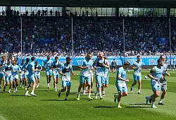 Rund 3000 Fans kamen zum Abschlusstraining in Bochum. - © Bernd Thissen/dpa
