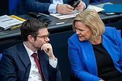 In der zurückliegenden Wahlperiode hatten Justiz- und Innenministerium einen Entwurf zu Scheinvaterschaften erarbeitet. (Archivfoto) - © Melissa Erichsen/dpa