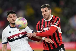 Für Frankreichs Nationalspieler Theo Hernandez und die AC Mailand war es ein weiterer Rückschlag. - © Gregorio Borgia/AP/dpa