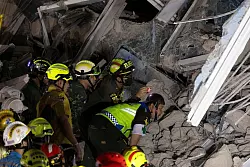 In Bangkok wurden nach dem Erdbeben immer noch Menschen vermisst. - © Wason Wanichakorn/AP/dpa
