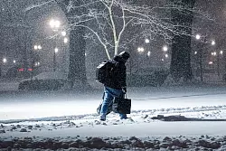 Die Beh&ouml;rden warnen seit Tagen vor einem der schwersten Winterst&uuml;rme der letzten Jahre. - &copy; Julia Demaree Nikhinson/AP/dpa