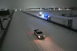 Das heftige Winterwetter trifft die Menschen in den USA hart. - &copy; Julio Cortez/AP/dpa