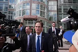 Bezirksstaatsanwalt Nathan Hochman hat sich gegen die Freilassung ausgesprochen. - © Damian Dovarganes/AP/dpa