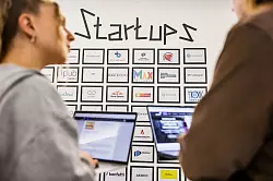 Start-ups in Europa wachsen, ringen aber mit B&uuml;rokratie. (Archivbild) - &copy; Oliver Berg/dpa