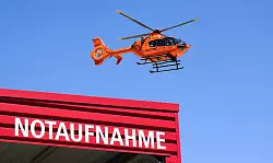 Nach dem Kabinett: Notfall-Reform soll abheben. (Archivbild) - &copy; Julian Stratenschulte/dpa