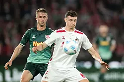 Köln war in der ersten Hälfte spielbestimmend, tat sich allerdings offensiv schwer. - © Marius Becker/dpa