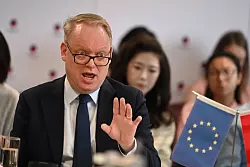 China muss laut EU-Kammerpr&auml;sident Eskelund handeln, wenn es weiter ausl&auml;ndische Investitionen will. - &copy; Johannes Neudecker/dpa/dpa-mag