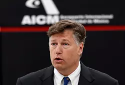 Der Vize-Außenminister der USA, Christopher Landau, legte am Samstag mit neuer Kritik an Europa nach. (Archivbild) - © Eduardo Verdugo/AP/dpa