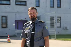 Der Leiter des estnischen Strafvollzugs, Rait Kuuse. - © Alexander Welscher/dpa