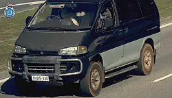 Die Deutsche soll in diesem Van unterwegs gewesen sein. - © Supplied/WESTERN AUSTRALIA POLICE/AAP/dpa