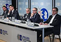 Fahndern ist ein gro&szlig;er Schlag bei der Verbreitung von kinderpornografischen Bildern gelungen (Foto aktuell). - &copy; Oliver Berg/dpa