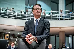 Wegen seiner Aussagen im Maut-Untersuchungsausschuss droht dem ehemaligen Verkehrsminister ein Prozess. (Archivbild) - &copy; Michael Kappeler/dpa