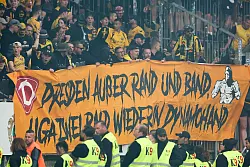 Dynamo Dresden f&uuml;hrte in der Vorsaison die Bu&szlig;geld-Rangliste in der 3. Liga an. (Archivbild) - &copy; Friso Gentsch/dpa