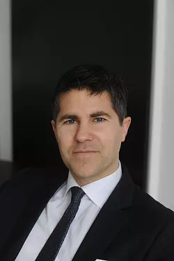 Jakob T. Lange ist Fachanwalt f&uuml;r Arbeitsrecht und Mitglied im Gesch&auml;ftsf&uuml;hrenden Ausschuss der Arbeitsgemeinschaft Arbeitsrecht im Deutschen Anwaltverein (DAV). - &copy; Barbara Dietl/dpa-tmn