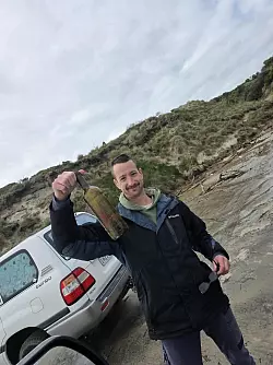 Nach ihrer langen Reise soll die Flasche nun in Zusammenarbeit mit einer tasmanischen Ozeanographin genauer untersucht werden. - &copy; Michael Gee/Alfred-Wegener-Institut Hemholtz-Zentrum f&uuml;r Polar- und Meeresforschung/dpa