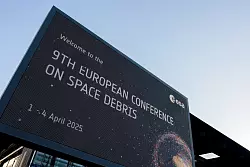 Internationale Experten suchen bis Freitag in Bonn nach L&ouml;sungen f&uuml;r das zunehmende Problem des Weltraumschrotts. - &copy; Rolf Vennenbernd/dpa